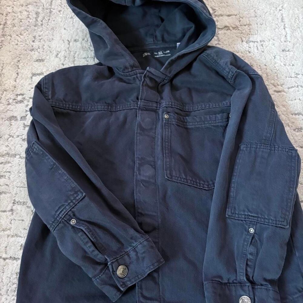 Zara Men's Navy and Black Jacket